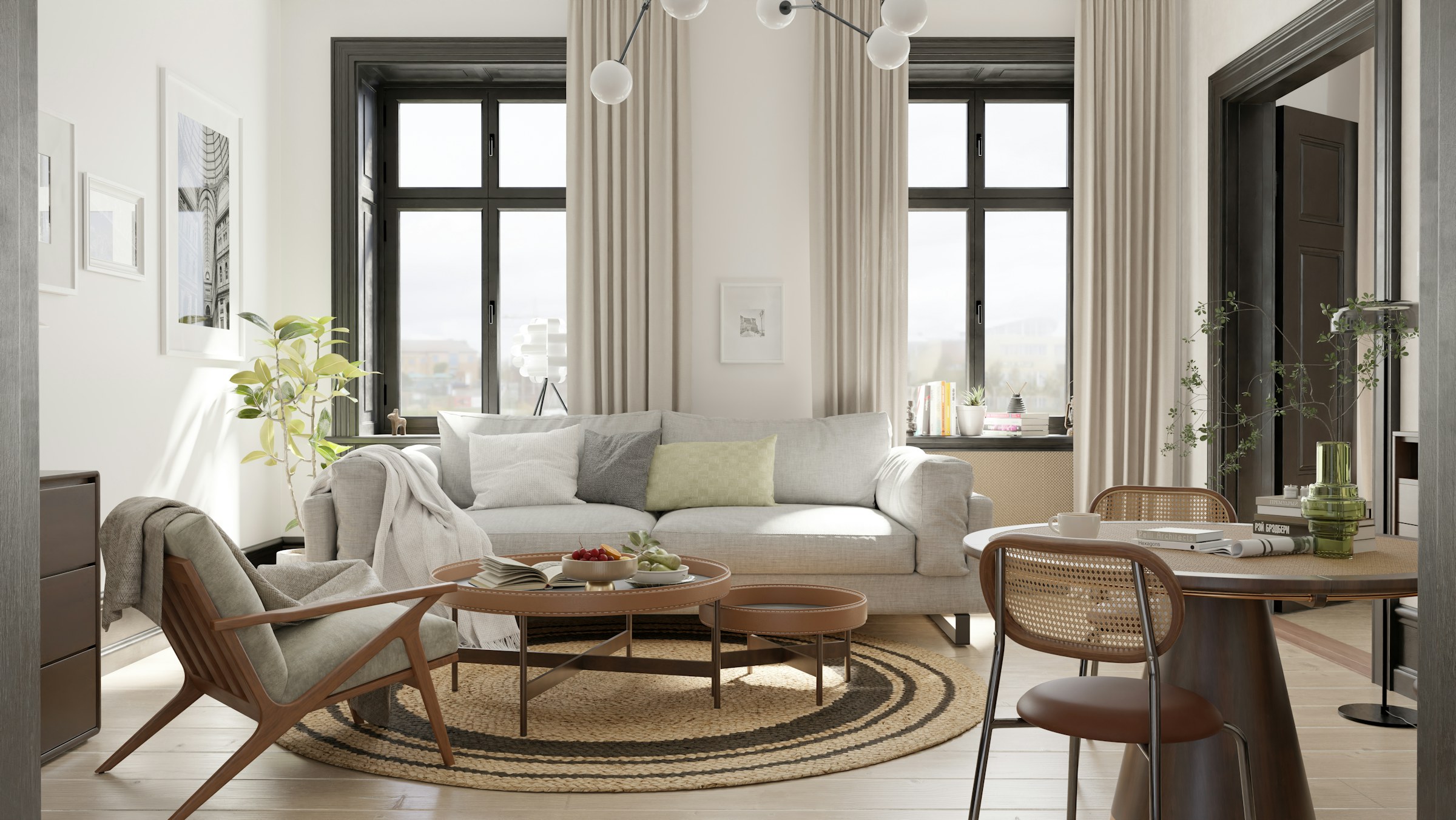 Warme, moderne woonkamer met een lichtgrijze bank, houten fauteuil en ronde salontafel bij grote ramen